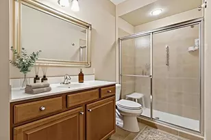 5225 Grandview Square, Edina, MN 55436 - Photo 13