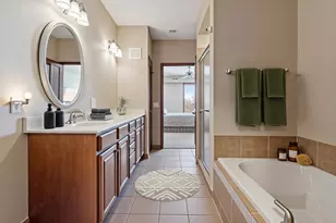 5225 Grandview Square, Edina, MN 55436 - Photo 9