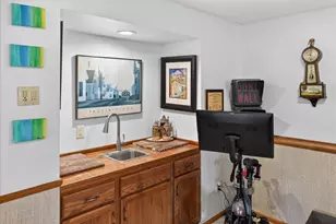 6956 Sand Ridge Rd, Eden Prairie, MN 55346 - Photo 29