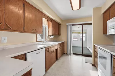 9121 61 1/2 Avenue N, New Hope, MN 55428 - Photo 13