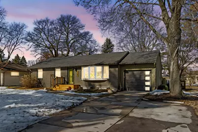 1205 Laurie Road W, Roseville, MN 55113 - Photo 33