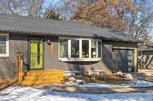 1205 Laurie Rd W, Roseville, MN 55113 - Photo 5