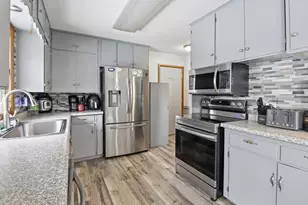 1232 17th St SW, Willmar, MN 56201 - Photo 3