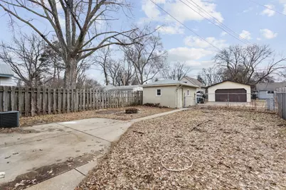 4534 Dupont Avenue N, Minneapolis, MN 55412 - Photo 5