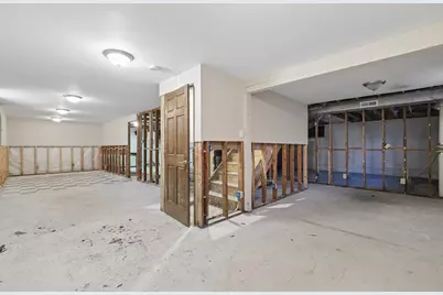 5242 Overlook Drive, Bloomington, MN 55437 - Photo 25