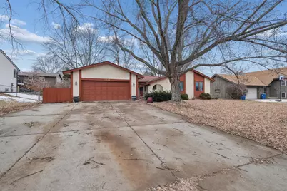 5242 Overlook Drive, Bloomington, MN 55437 - Photo 3