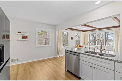 8508 Waters Edge Drive, Chanhassen, MN 55317 - Photo 15