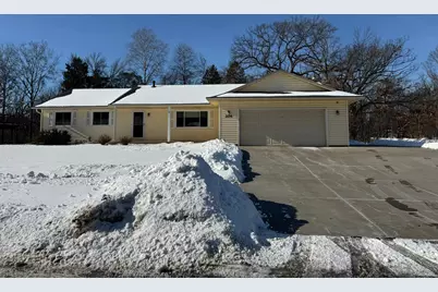 204 Northland Avenue, Stillwater, MN 55082 - Photo 1