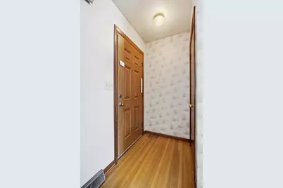 1421 19th Street S, Fargo,  58103 - Photo 5