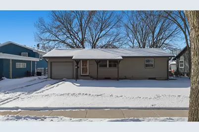 1421 19th Street S, Fargo,  58103 - Photo 3