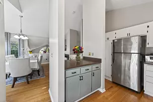 2084 Parkview Ln, Woodbury, MN 55125 - Photo 13