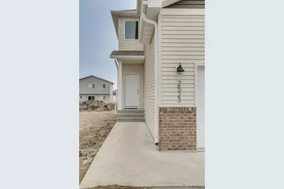 2523 36th Avenue S, Moorhead, MN 56560 - Photo 3