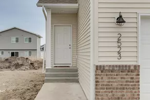 2523 36th Ave S, Moorhead, MN 56560 - Photo 3