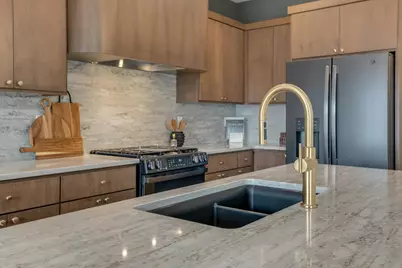 2523 36th Avenue S, Moorhead, MN 56560 - Photo 23