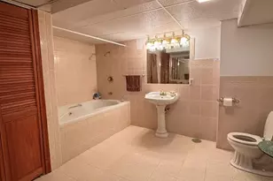 10025 Wentworth Ave S, Bloomington, MN 55420 - Photo 13