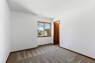 12525 Pinehurst Dr, Burnsville, MN 55337 - Photo 33