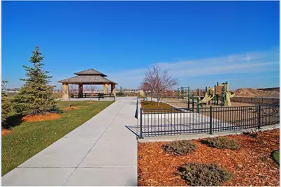 8139 Oakview Lane N, Maple Grove, MN 55369 - Photo 21