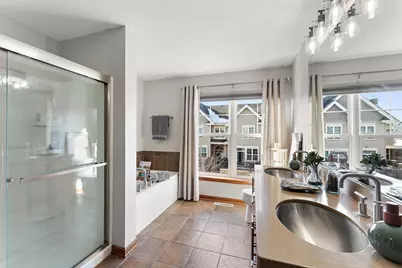 8139 Oakview Lane N, Maple Grove, MN 55369 - Photo 11