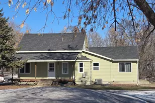 47390 210th St, Morris, MN 56267 - Photo 1