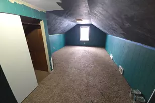 1041 6th St E, Saint Paul, MN 55106 - Photo 11