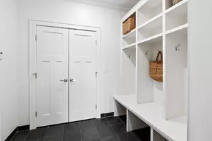 5121 Mirror Lakes Dr, Edina, MN 55436 - Photo 31