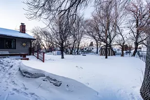 228 1st St S, Sabin, MN 56580 - Photo 11