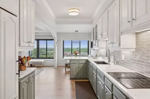 1201 Yale Pl, Minneapolis, MN 55403 - Photo 23