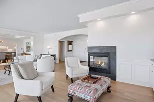 1201 Yale Pl, Minneapolis, MN 55403 - Photo 15