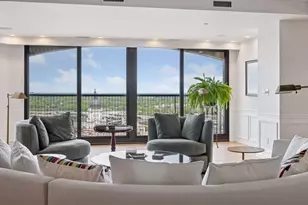 1201 Yale Pl, Minneapolis, MN 55403 - Photo 9