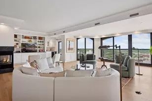 1201 Yale Pl, Minneapolis, MN 55403 - Photo 7