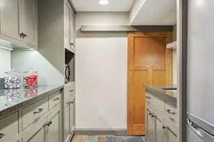 5423 Abbott Pl, Edina, MN 55410 - Photo 47