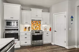 9554 7th St N, Lake Elmo, MN 55042 - Photo 9