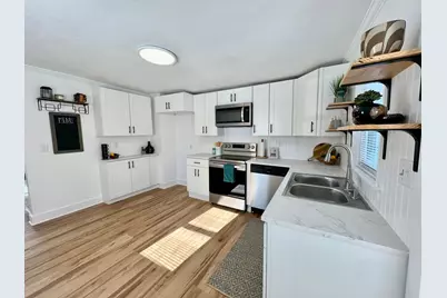 104 4th Street NE, Barnesville, MN 56514 - Photo 1