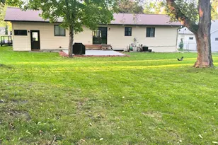 402 E 14th St, Fergus Falls, MN 56537 - Photo 49