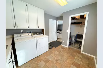 402 E 14th Street, Fergus Falls, MN 56537 - Photo 31