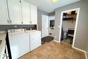 402 E 14th St, Fergus Falls, MN 56537 - Photo 31