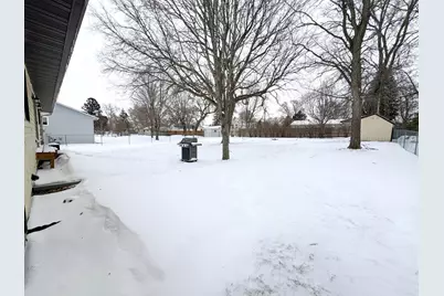 402 E 14th Street, Fergus Falls, MN 56537 - Photo 43