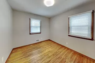 2921 W 70 1/2 St, Richfield, MN 55423 - Photo 9