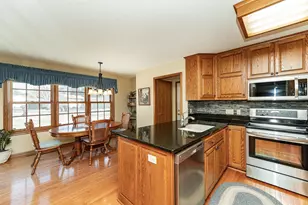 744 Jefferson Ave SW, Eyota, MN 55934 - Photo 7