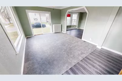 203 Trott Avenue SE, Willmar, MN 56201 - Photo 11