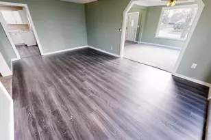 203 Trott Ave SE, Willmar, MN 56201 - Photo 15