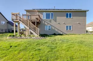 564 Monnens Ave, Shakopee, MN 55379 - Photo 25