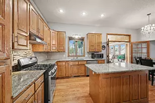 7087 Wellington Ln N, Maple Grove, MN 55369 - Photo 7