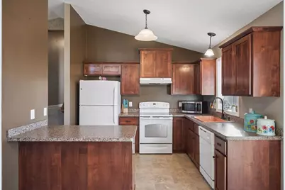 312 10th Street SE, Freeport, MN 56331 - Photo 17