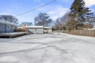 5808 Pearson Dr, Brooklyn Center, MN 55429 - Photo 33