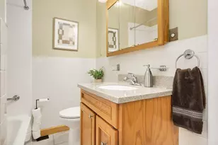 1069 Laurel Ave, Saint Paul, MN 55104 - Photo 21