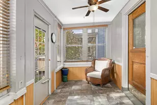 1069 Laurel Ave, Saint Paul, MN 55104 - Photo 3