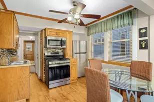 1069 Laurel Ave, Saint Paul, MN 55104 - Photo 13