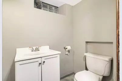 1069 Laurel Avenue, Saint Paul, MN 55104 - Photo 23