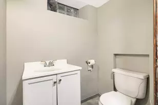 1069 Laurel Ave, Saint Paul, MN 55104 - Photo 23